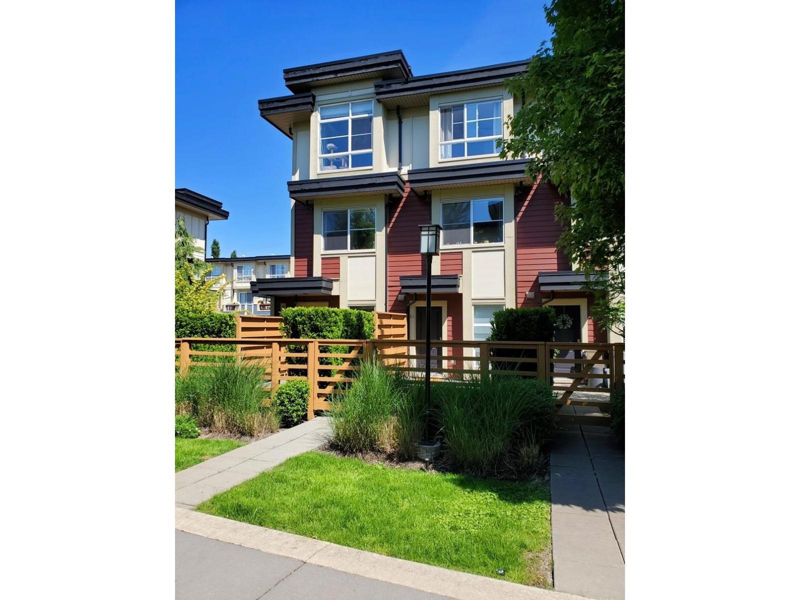 61 19477 72A Avenue, Surrey