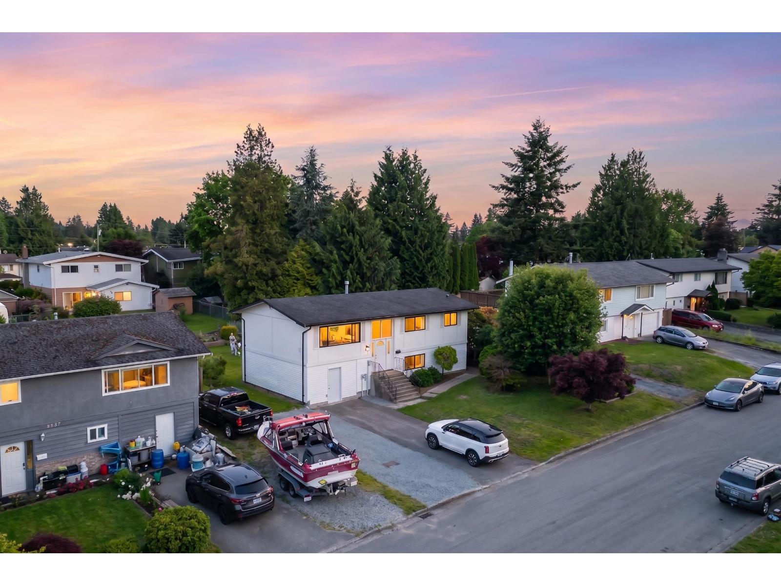 8237 Viola Place, Mission