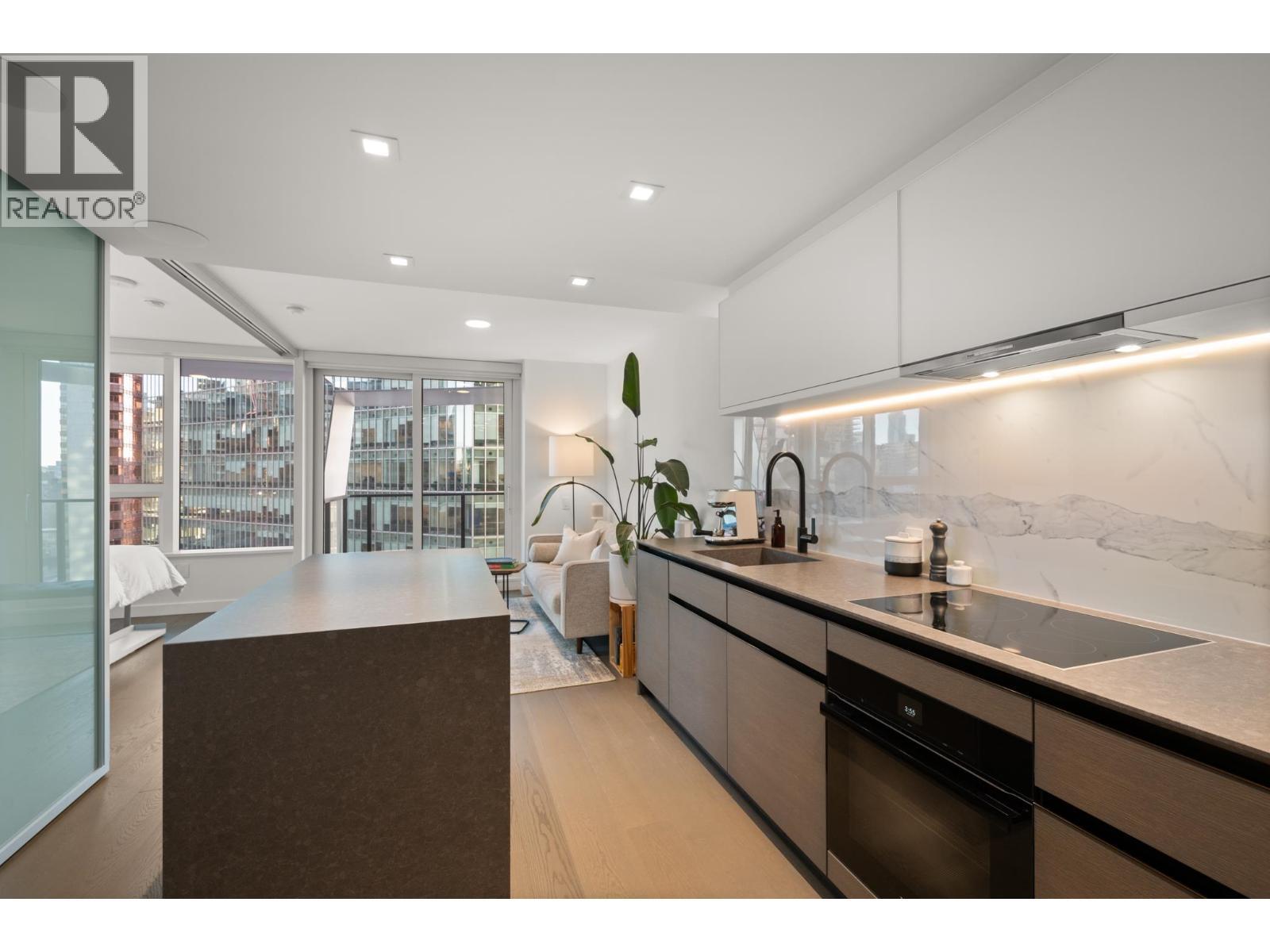 1404 620 Cardero Street, Vancouver
