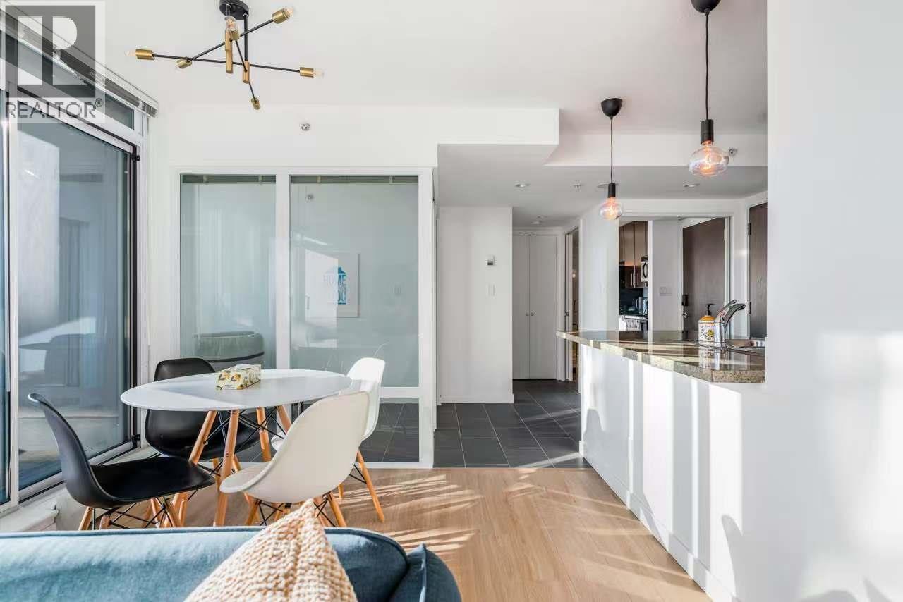 518 618 Abbott Street, Vancouver