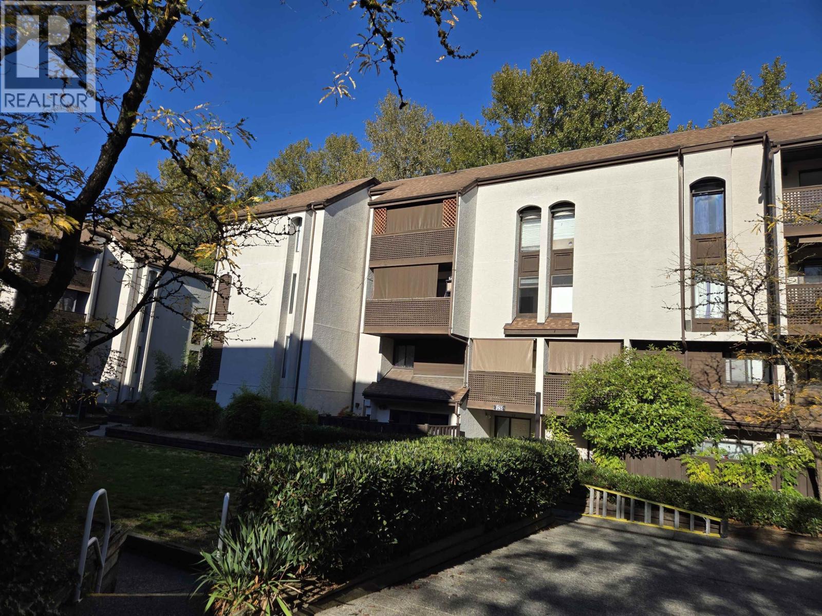 21 365 Ginger Drive, New Westminster