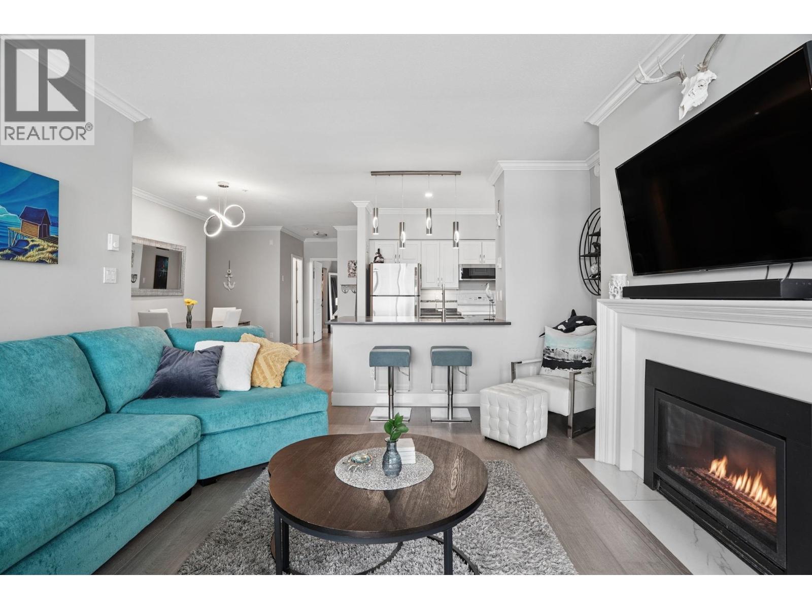 311 2020 E Kent Avenue South, Vancouver