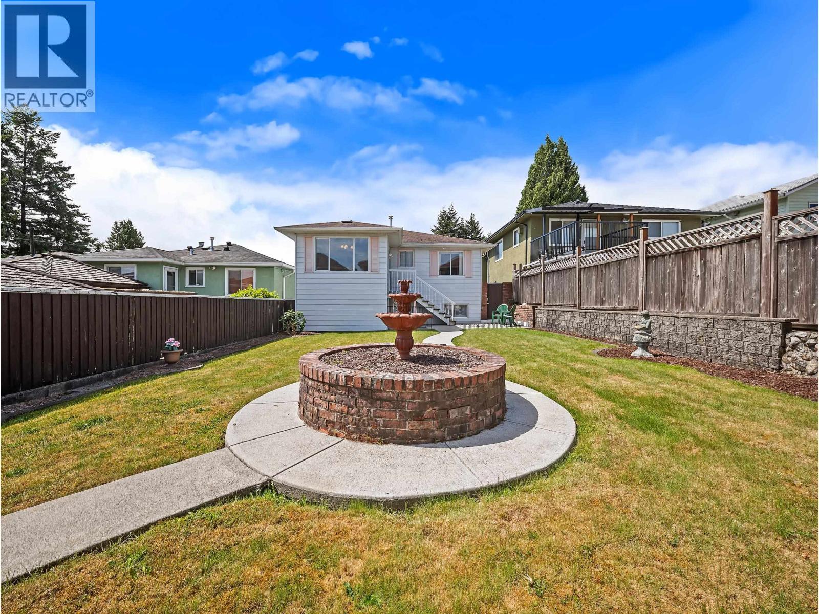 7766 Davies Street, Burnaby