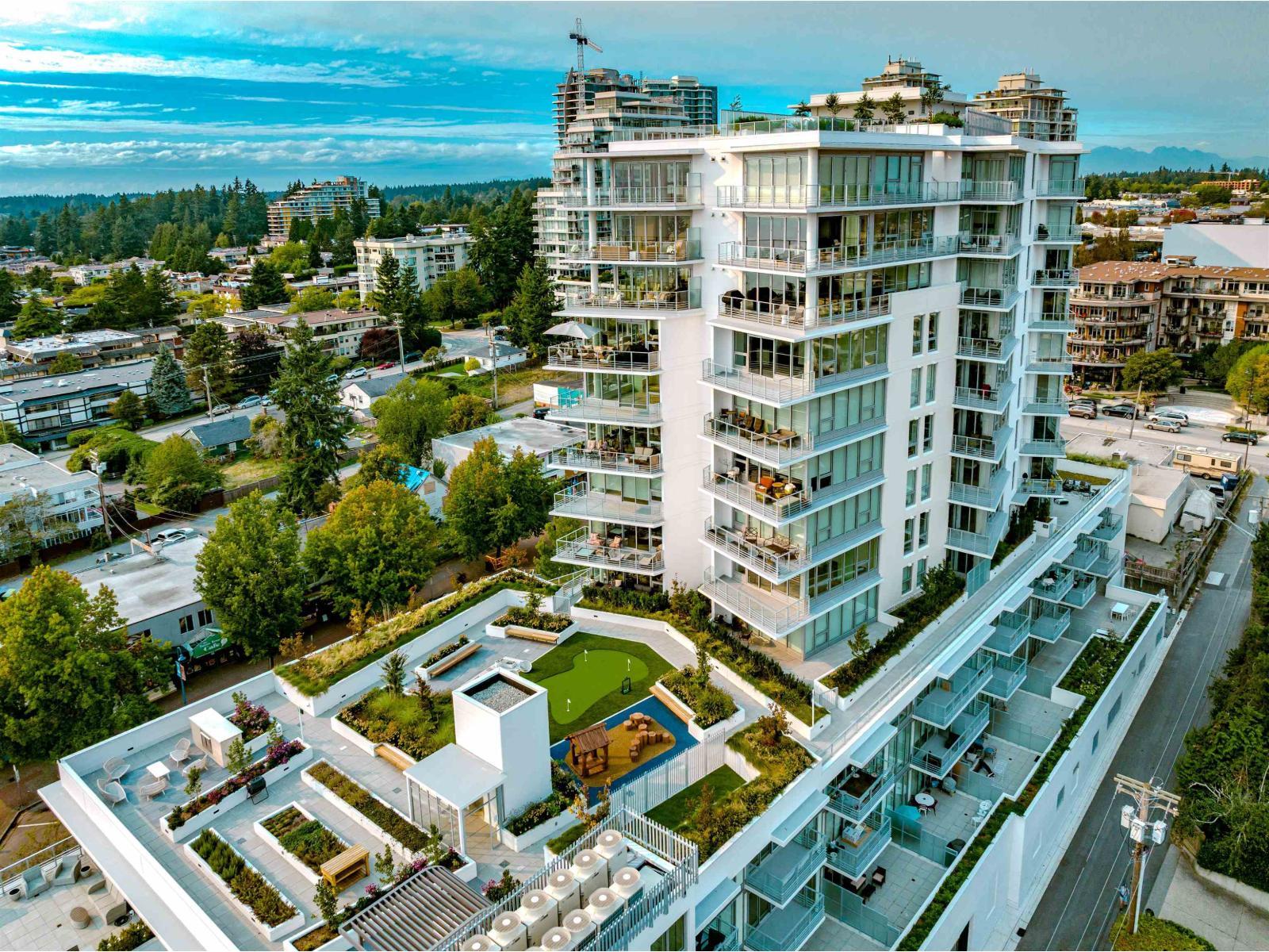 1332 Johnston Road, Surrey