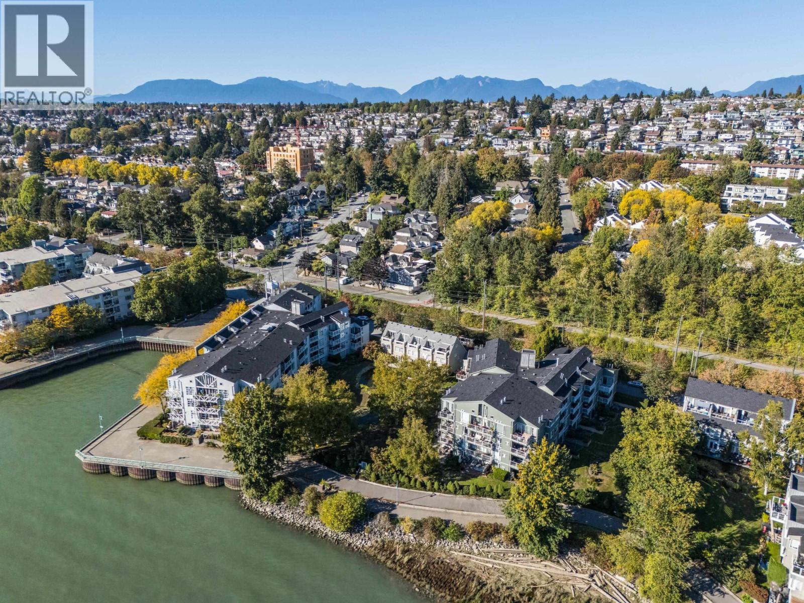 303 2080 E Kent Avenue South, Vancouver
