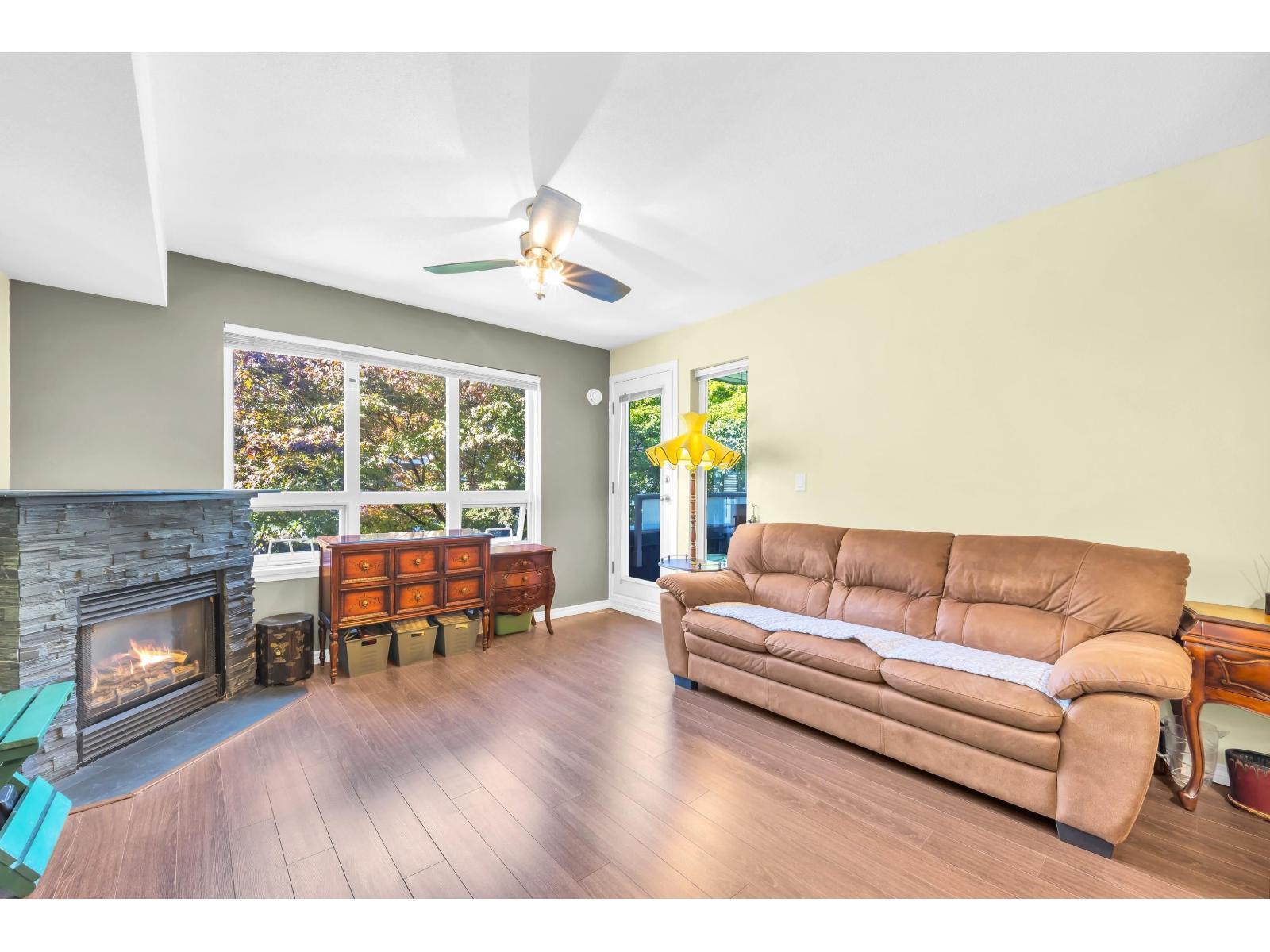 206 14355 103 Avenue, Surrey