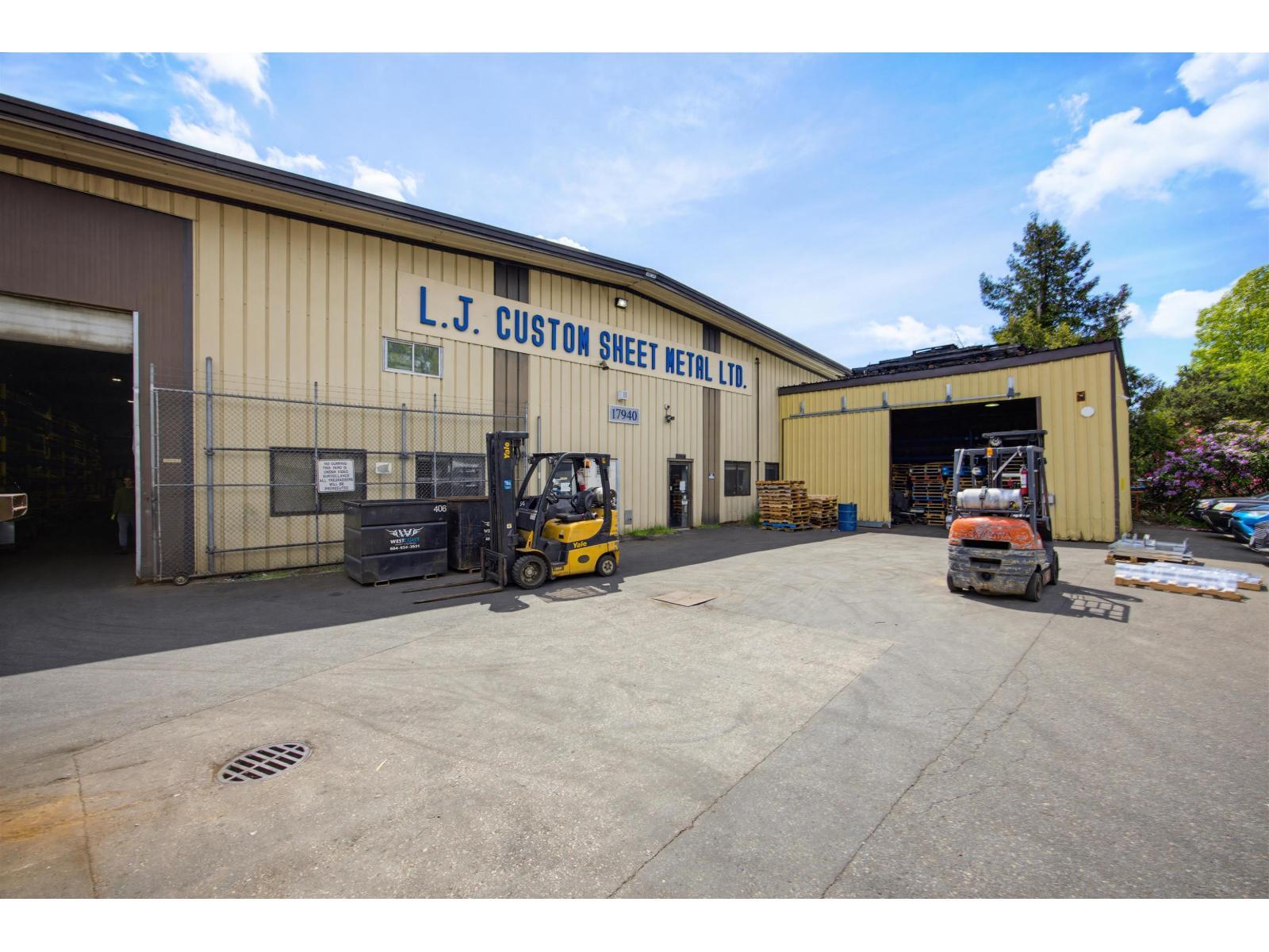 17940 Roan Place, Surrey