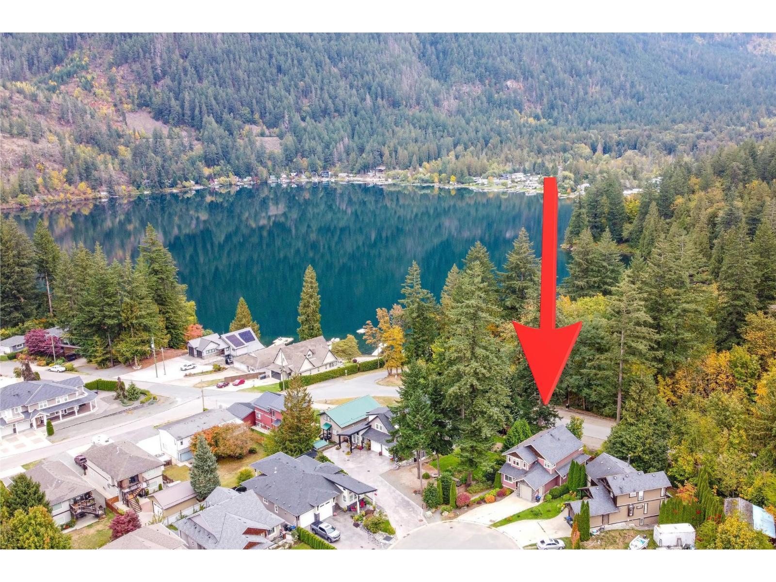 66074 Ogilview Drive, Hope