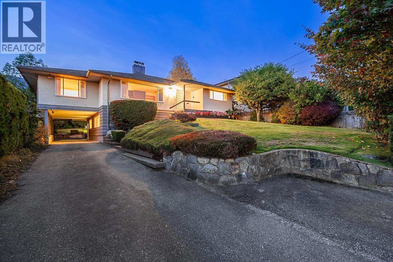 2265 Inglewood Avenue, West Vancouver