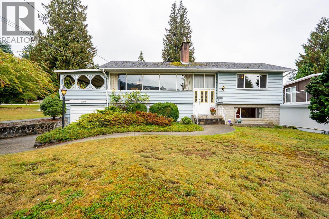 902 Wallace Wynd, Port Moody