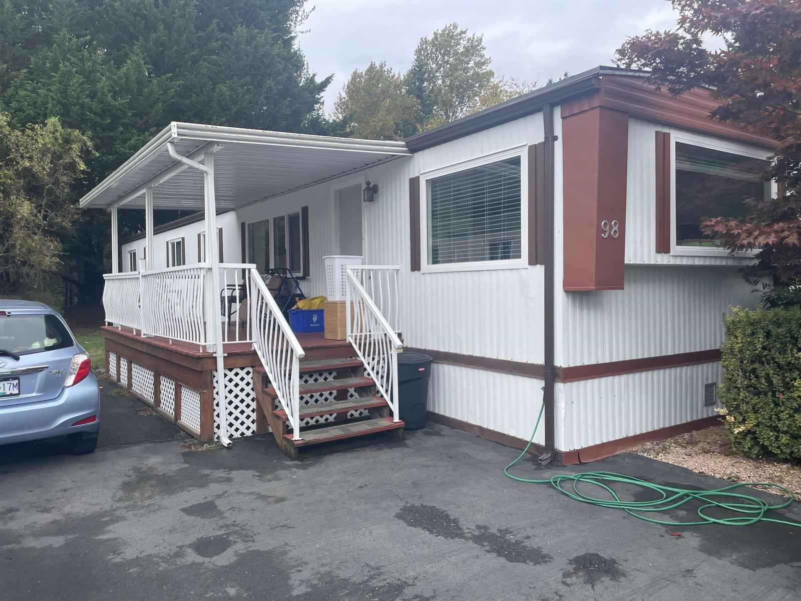 98 2270 196 Street, Langley
