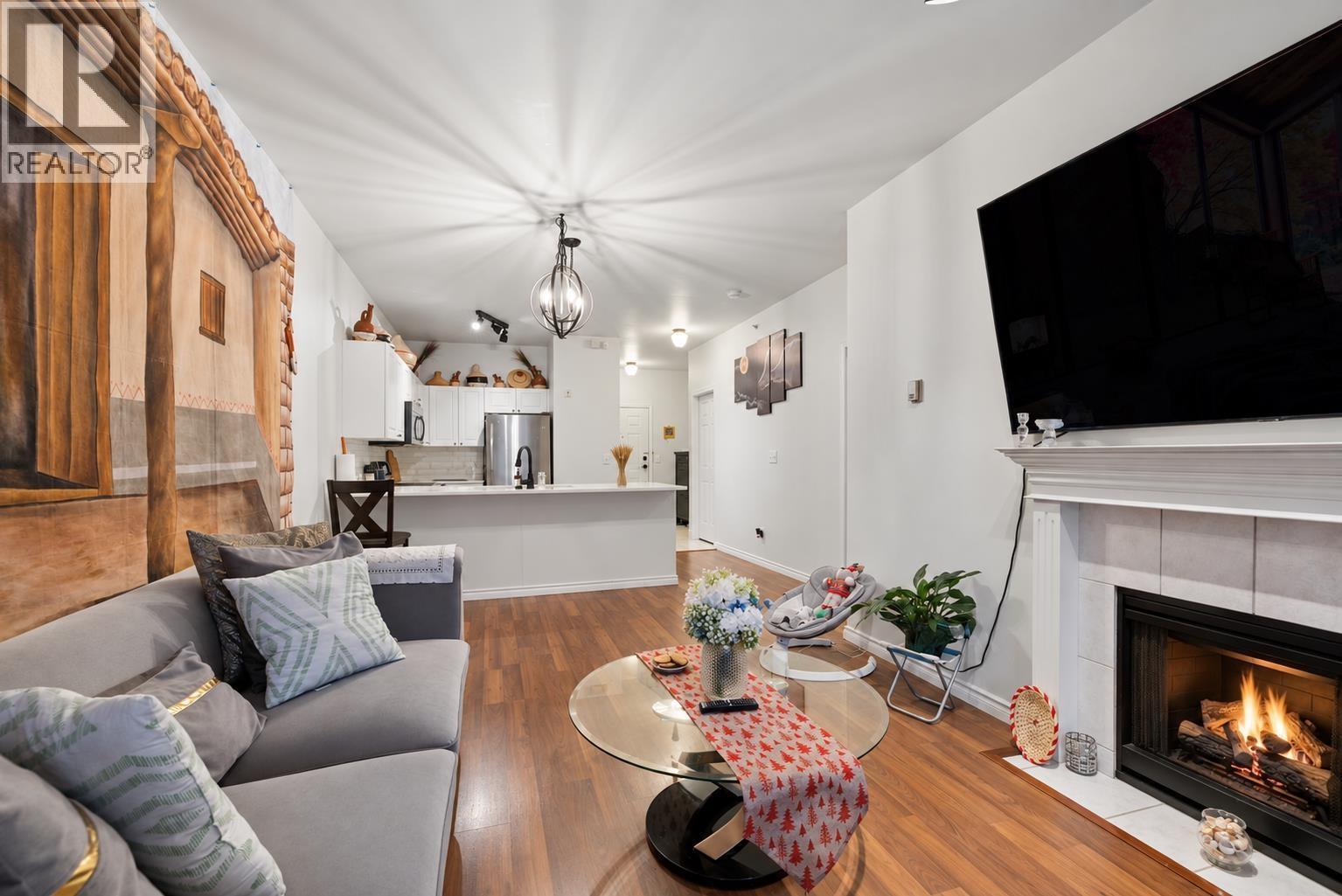 102 2109 Rowland Street, Port Coquitlam
