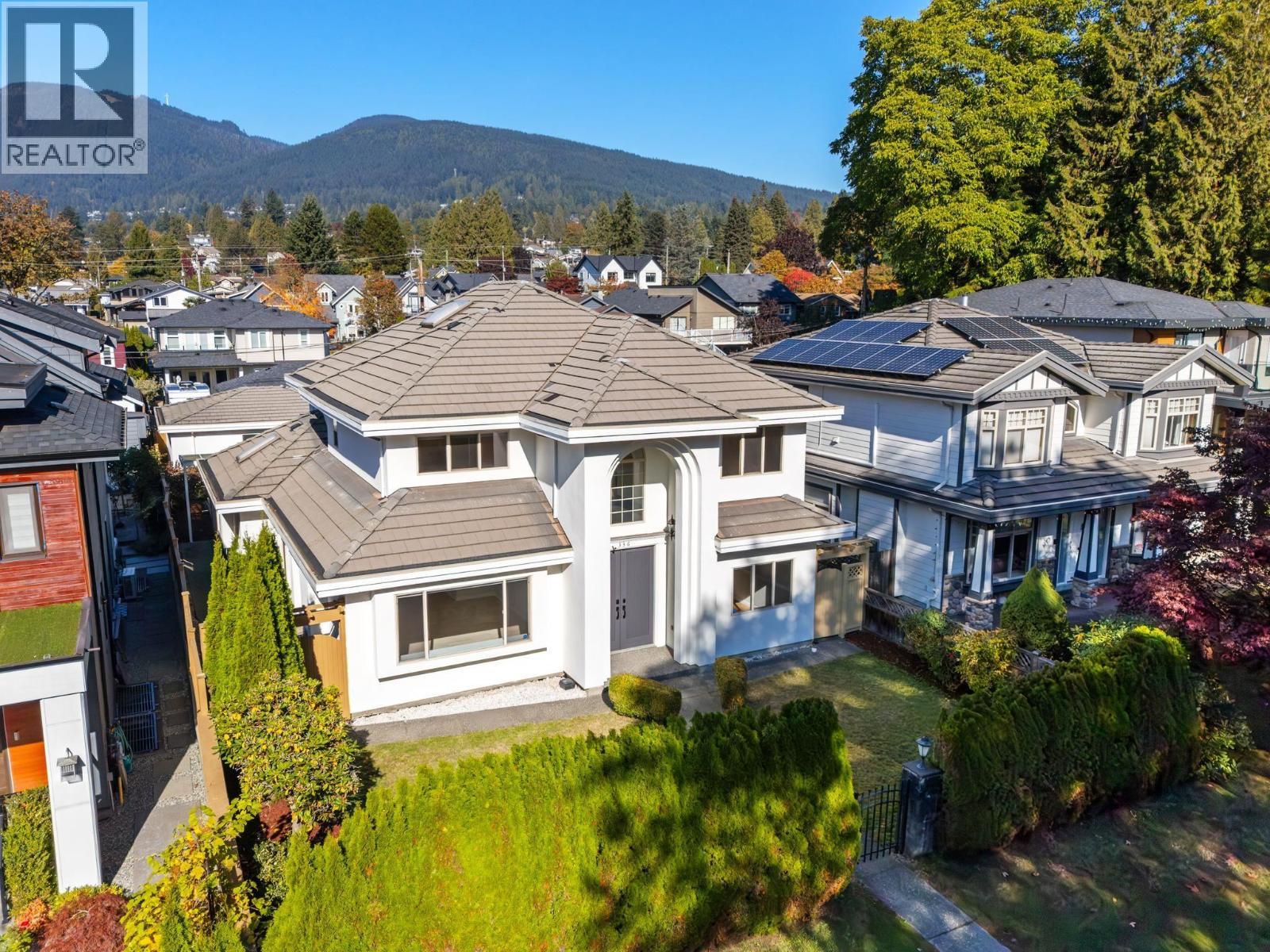 336 W 19TH Street, North Vancouver