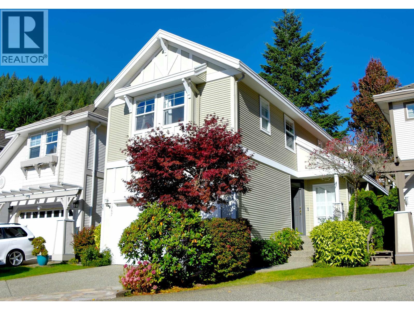 1707 Arbutus Place, Coquitlam