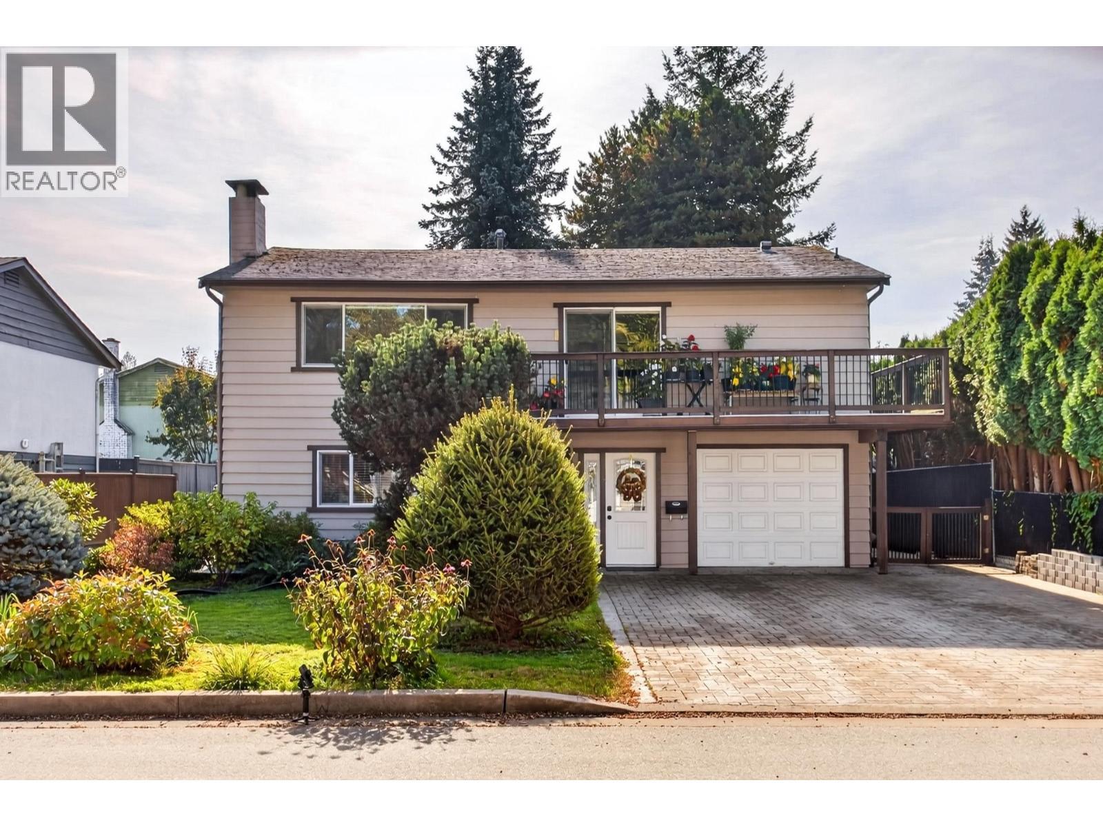 920 Raymond Avenue, Coquitlam