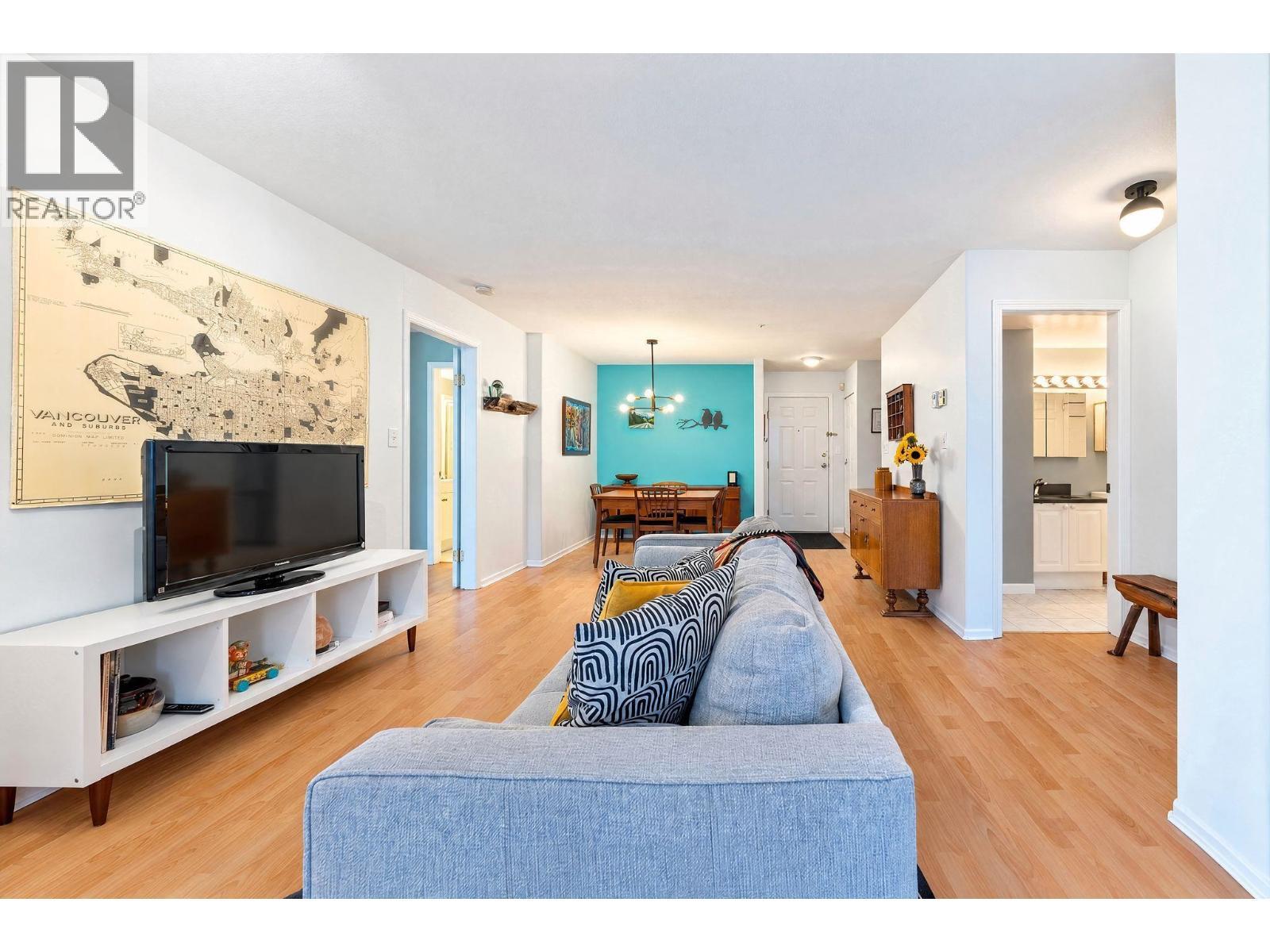 206 2405 Kamloops Street, Vancouver