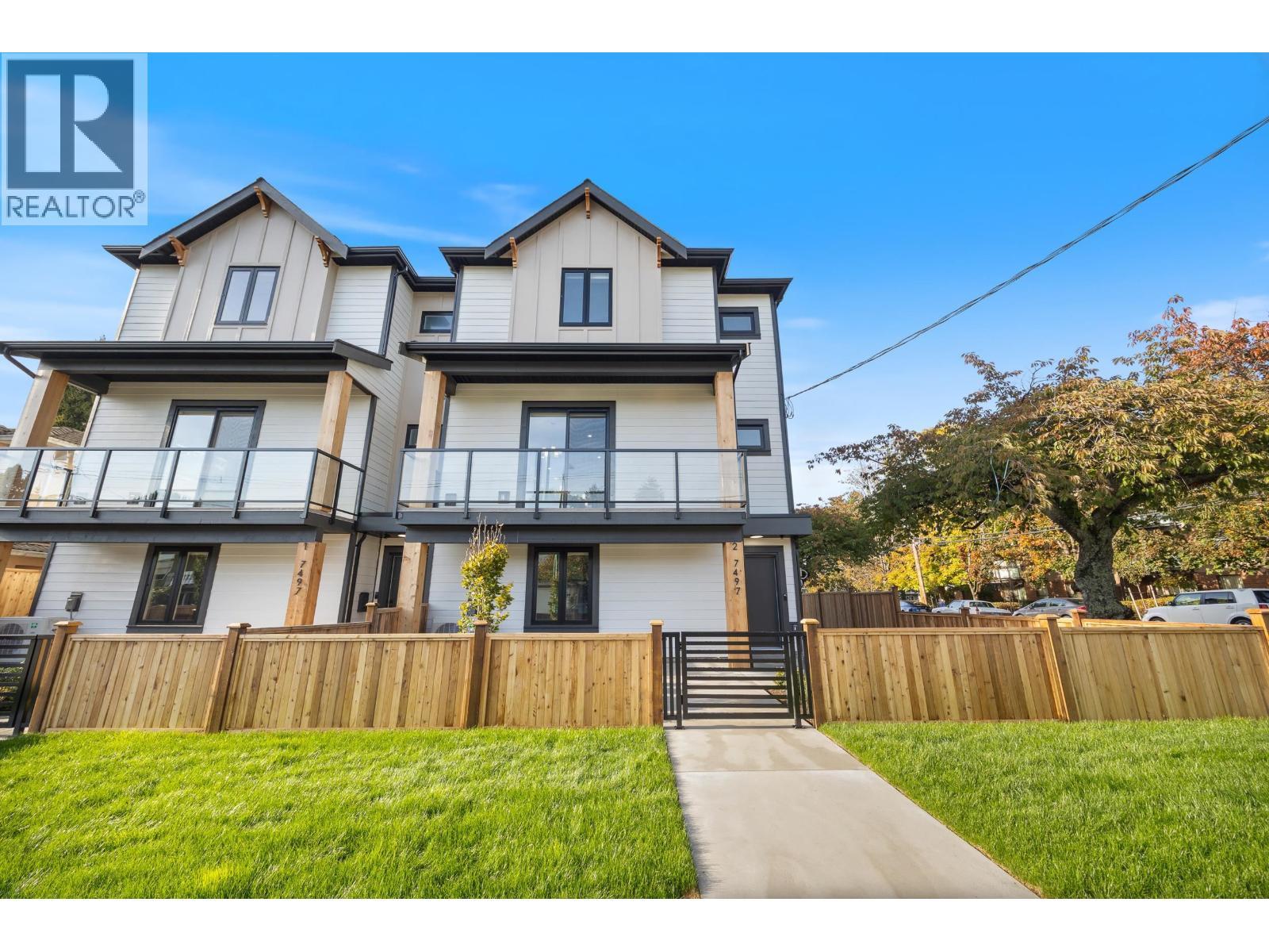 1 7487 Holly Street, Burnaby