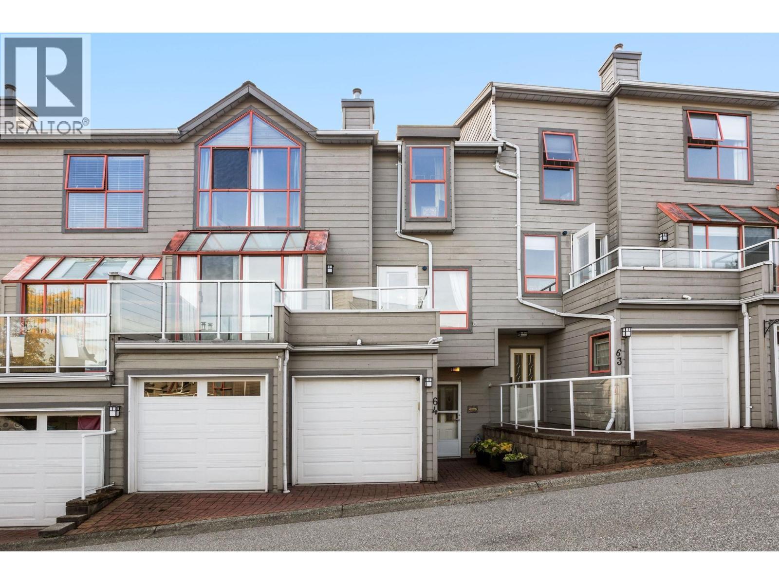 64 323 Governors Court, New Westminster