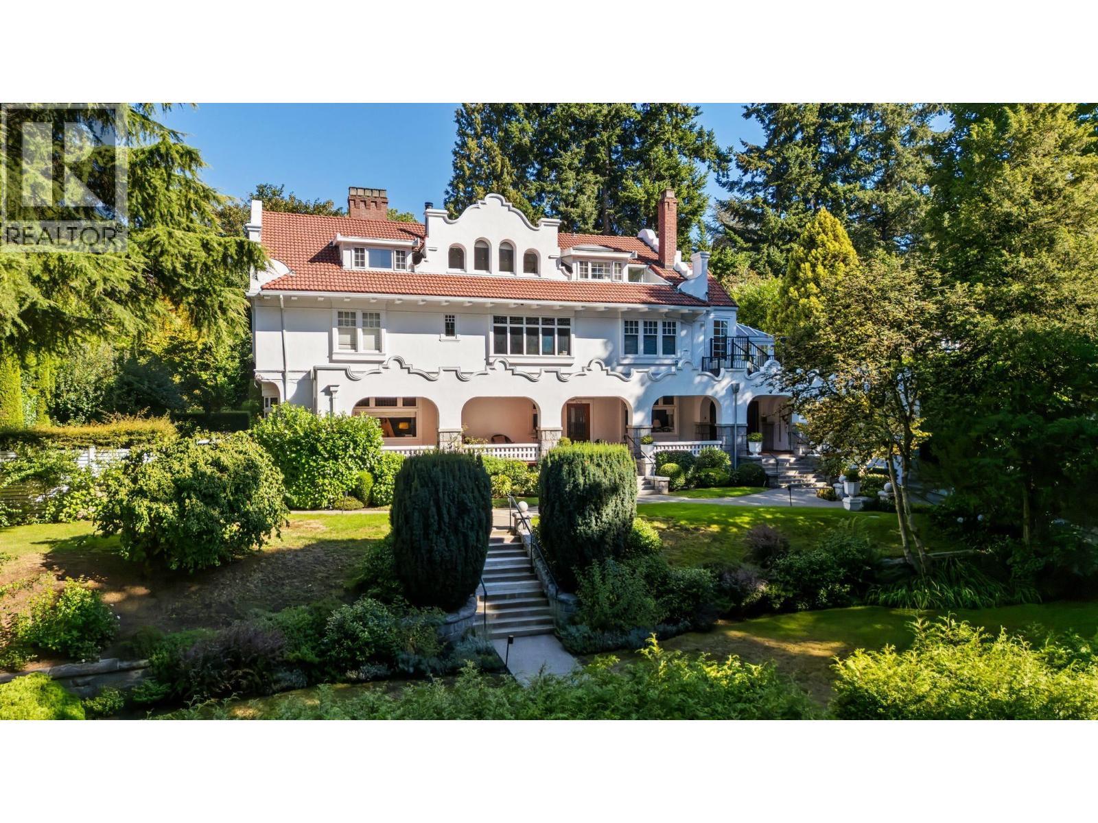 3292 Granville Street, Vancouver