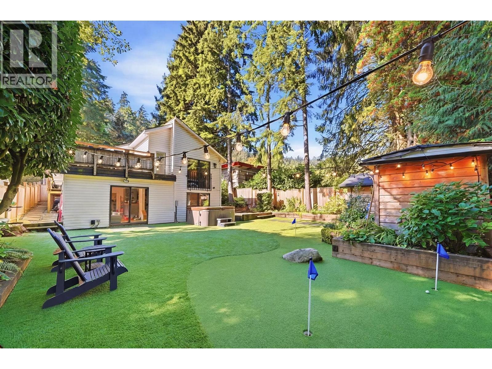 1720 Deep Cove Road, North Vancouver