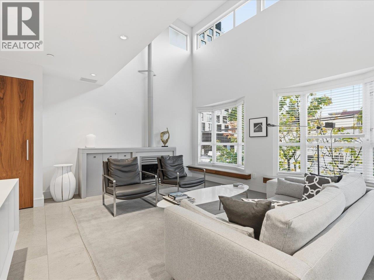1 2450 Alma Street, Vancouver