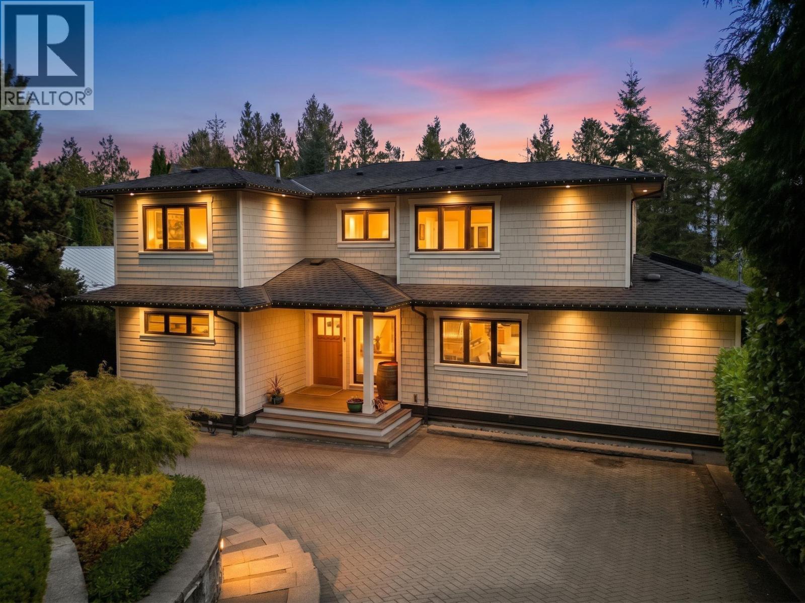 540 Brand Street, North Vancouver