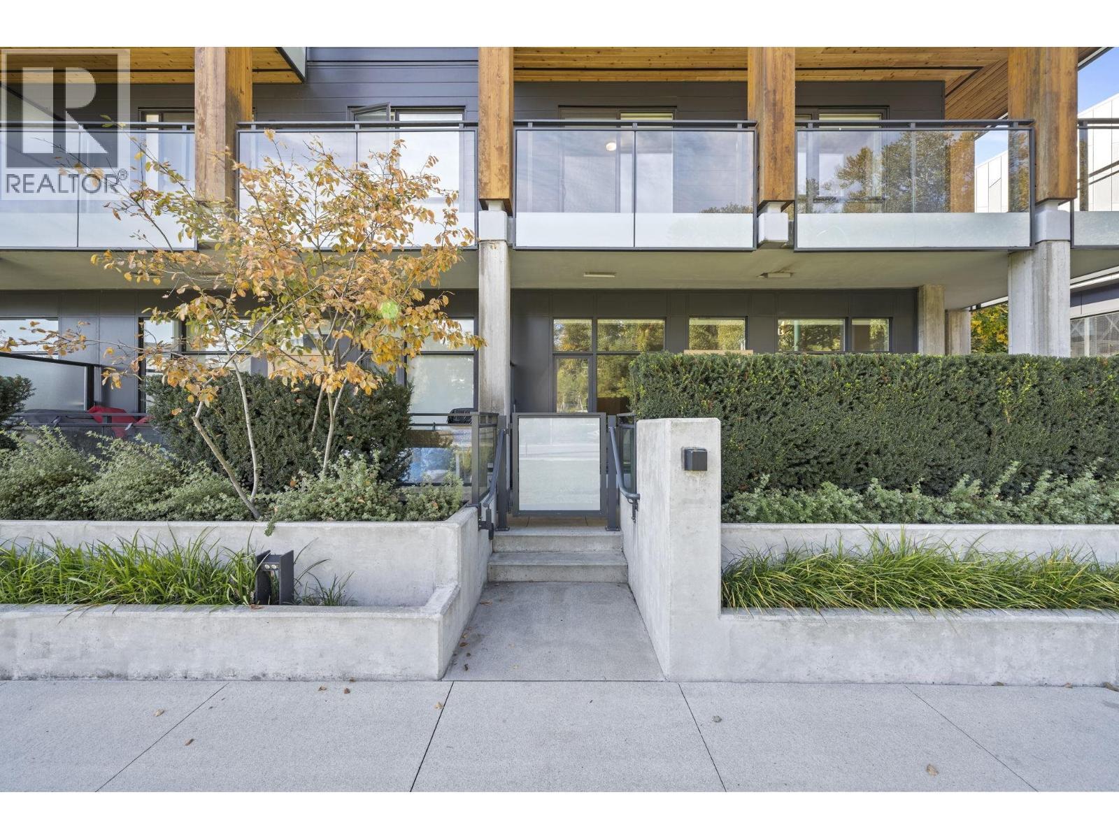 101 3588 Sawmill Crescent, Vancouver