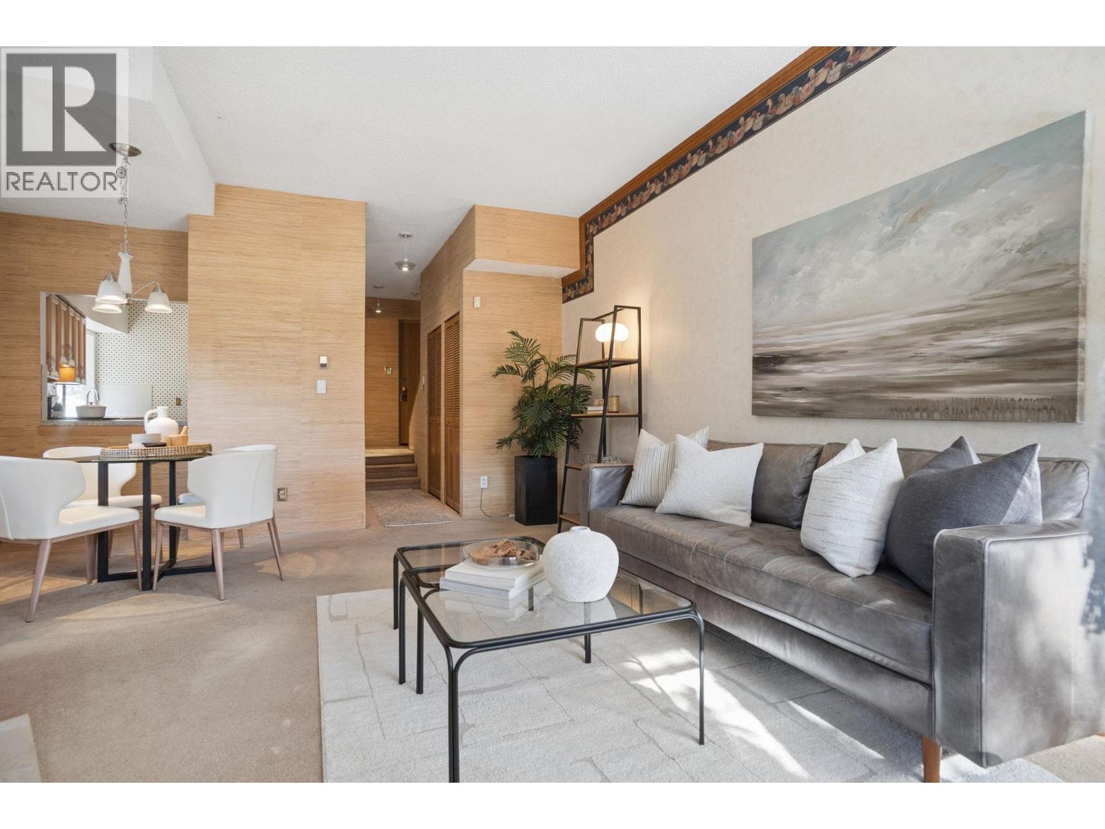2 1115 W 10TH Avenue, Vancouver