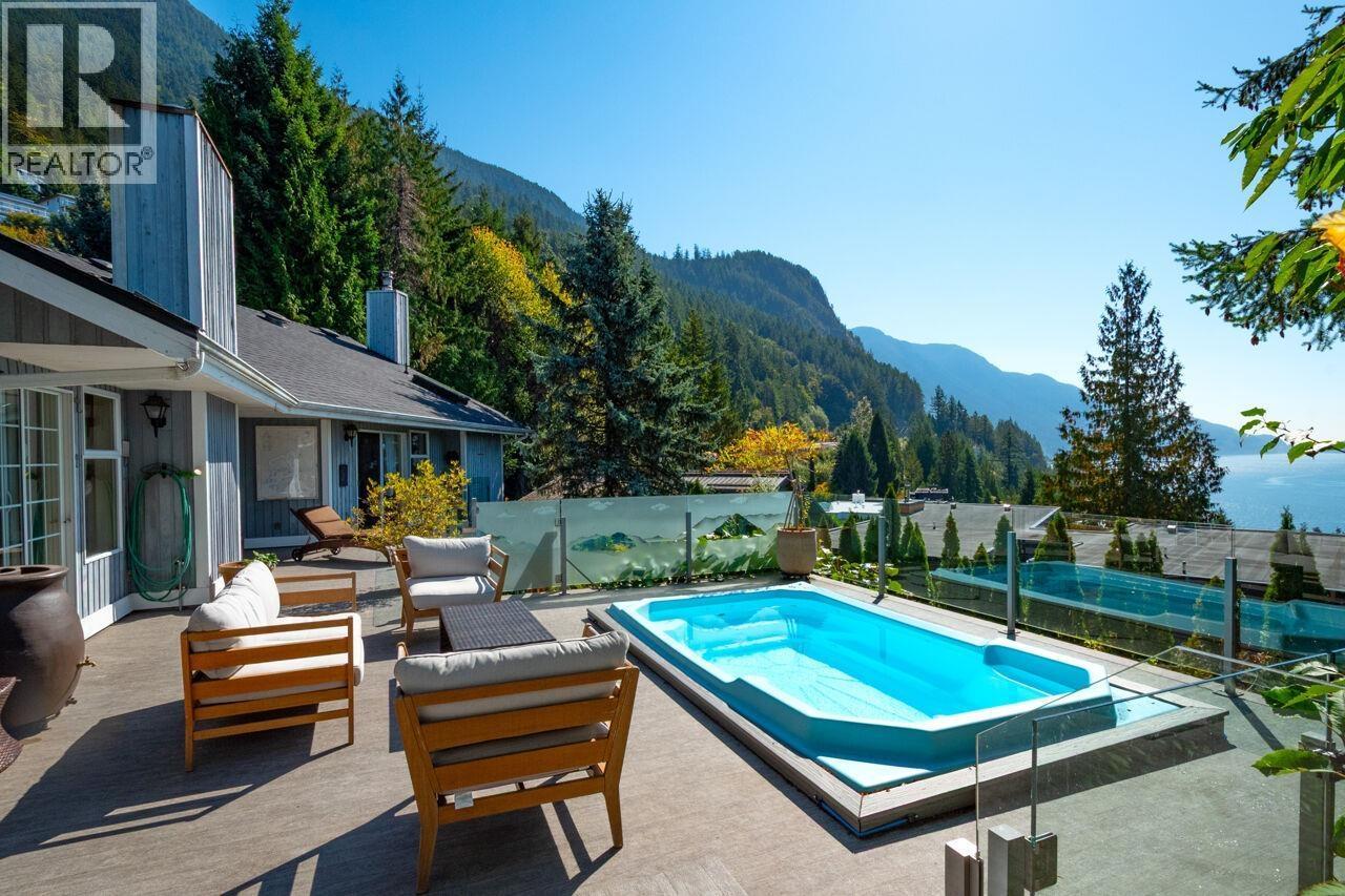25 Tidewater Way, Lions Bay