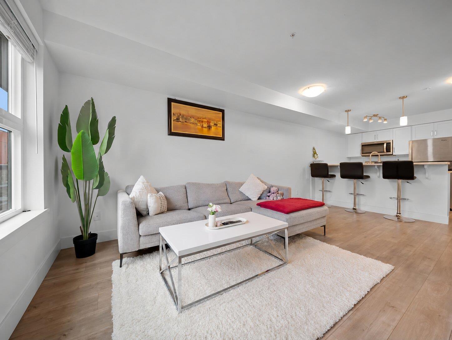 213 30515 Cardinal Avenue, Abbotsford