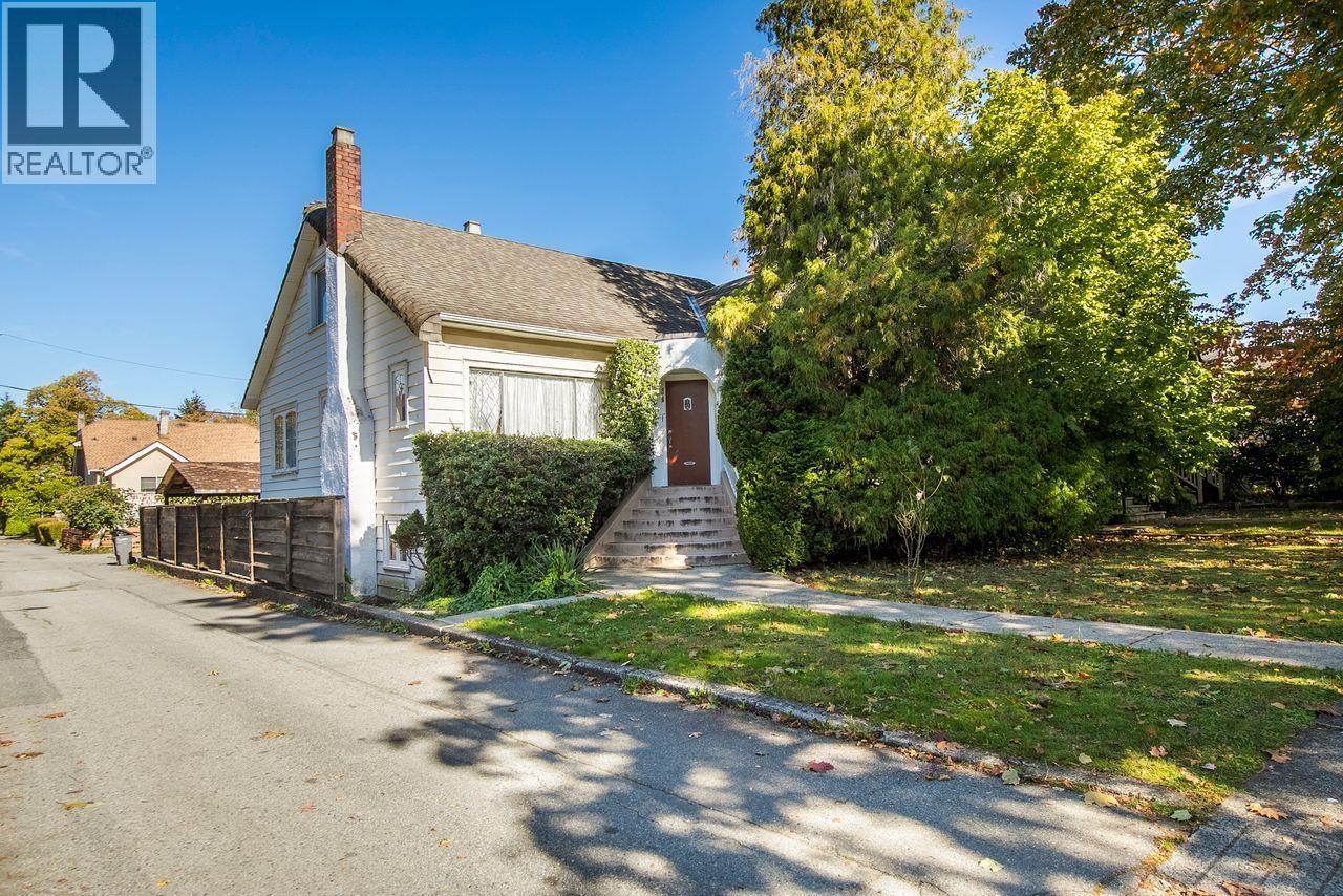 481 W 21ST Avenue, Vancouver