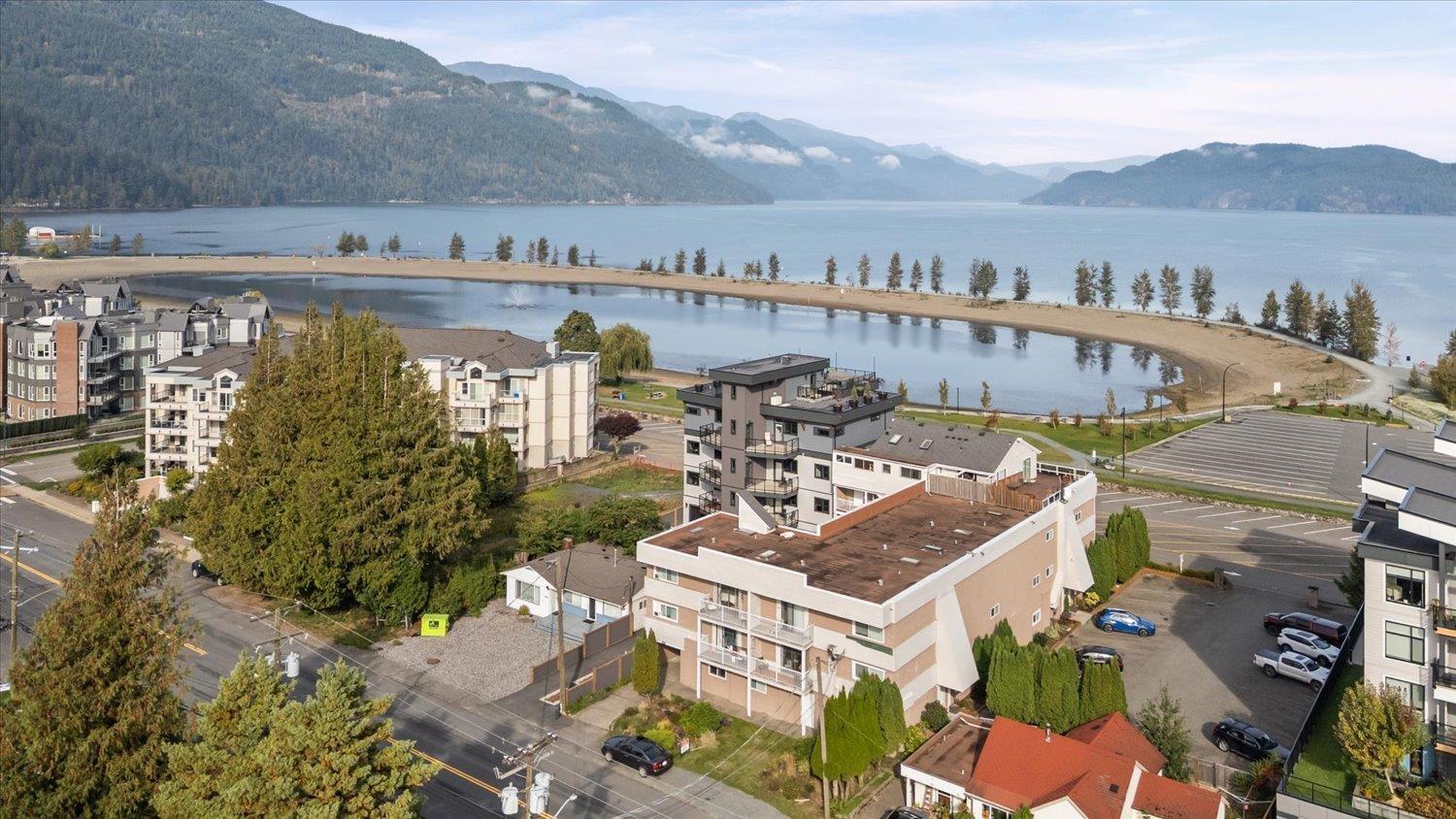 1 450 Esplanade Avenue, Harrison Hot Springs