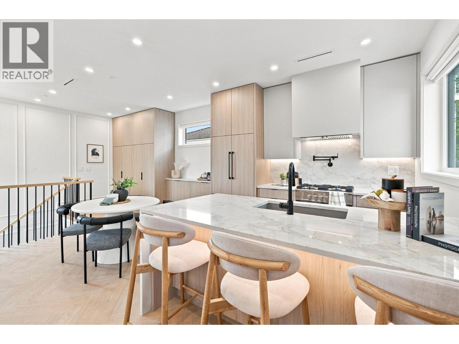 646 E 23RD Avenue, Vancouver