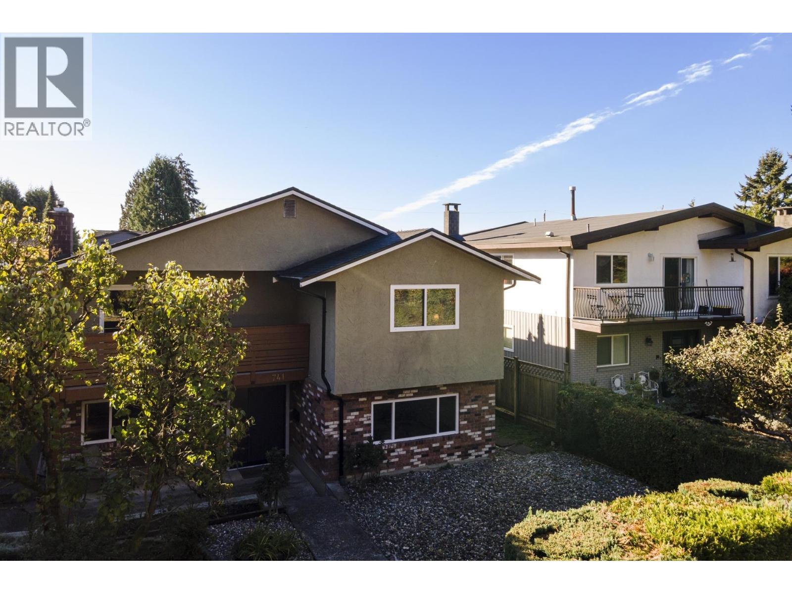 741 E 18TH Street, North Vancouver