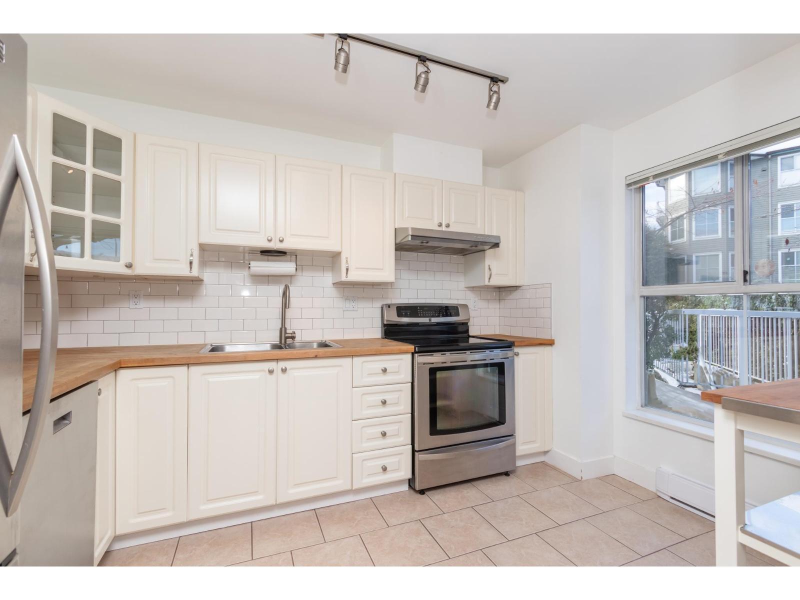 103 15150 108 Avenue, Surrey