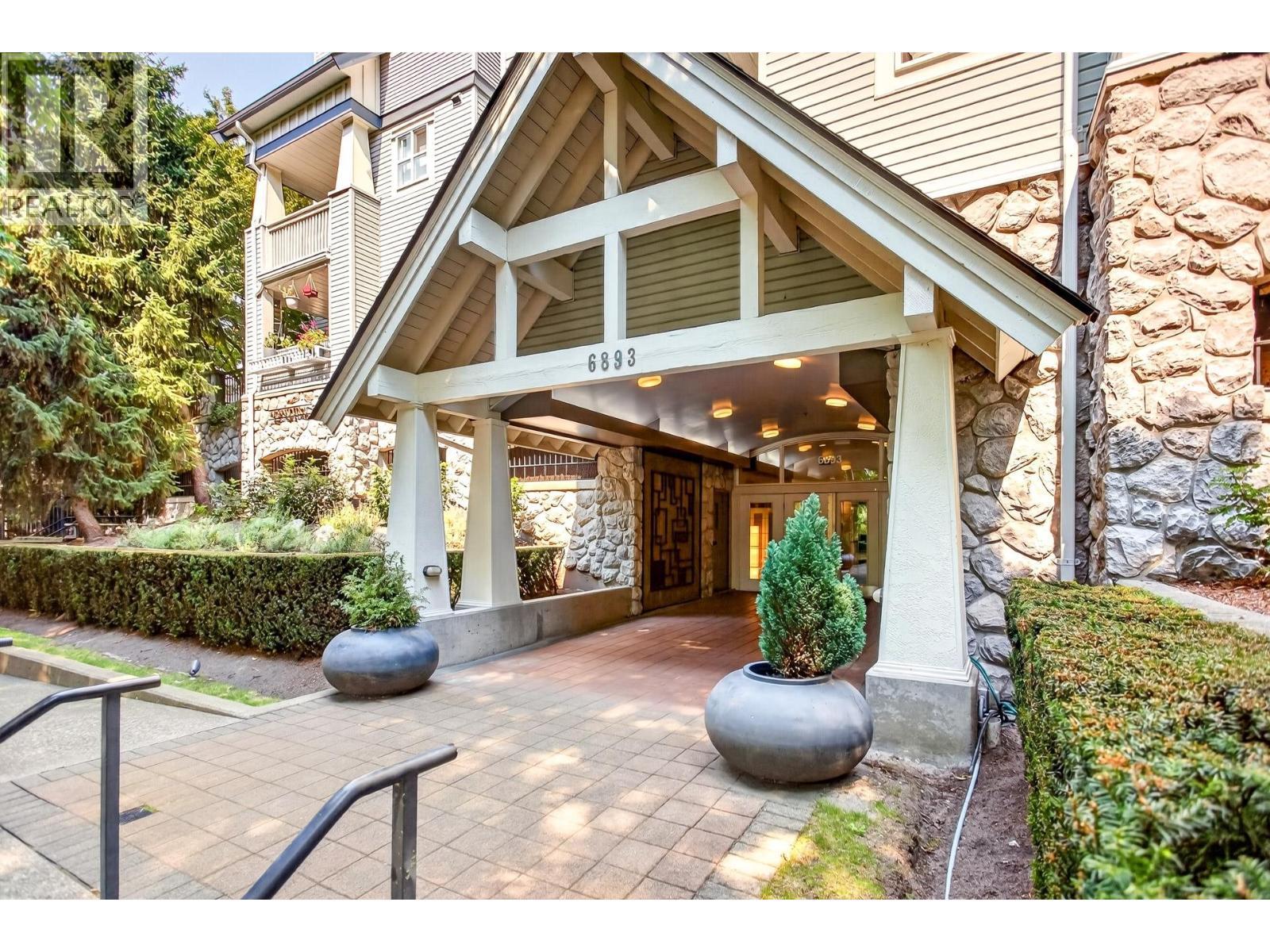 210 6893 Prenter Street, Burnaby