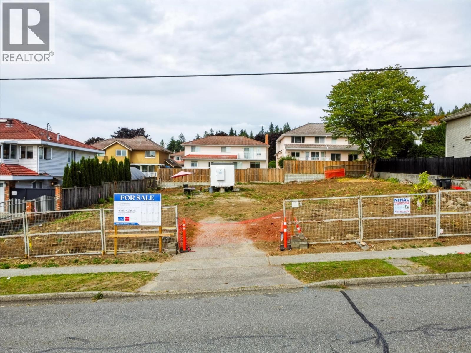 7349 Curtis Street, Burnaby