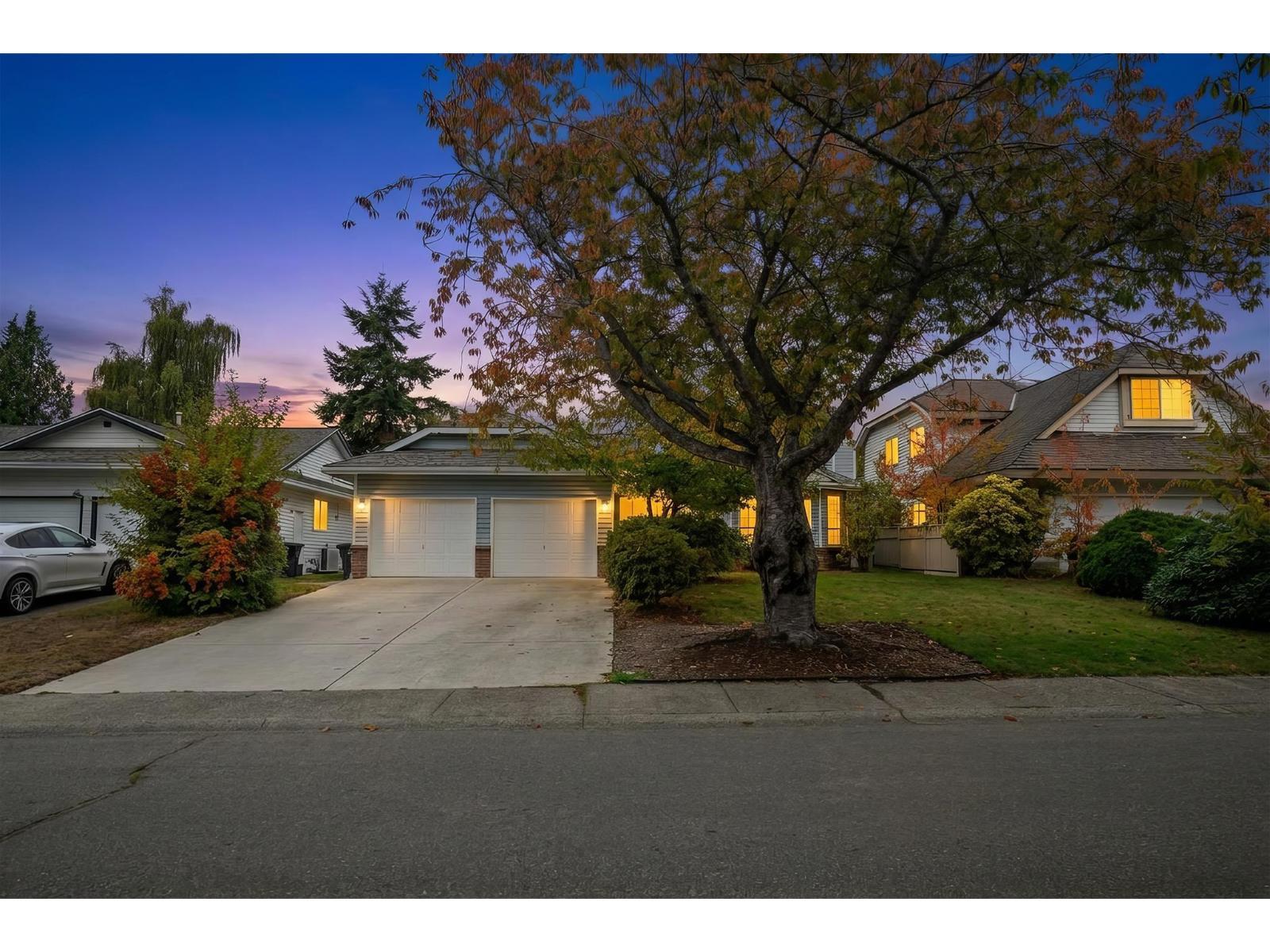 14129 16A Avenue, Surrey