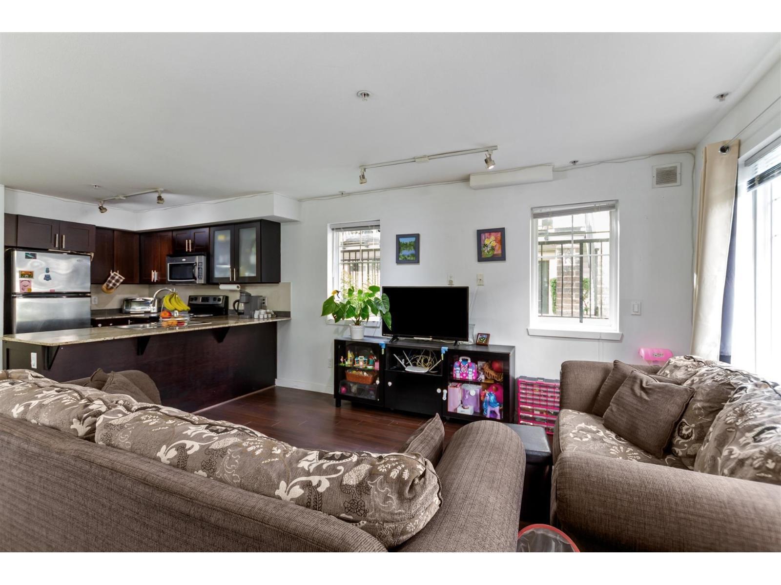 124 13958 108 Avenue, Surrey