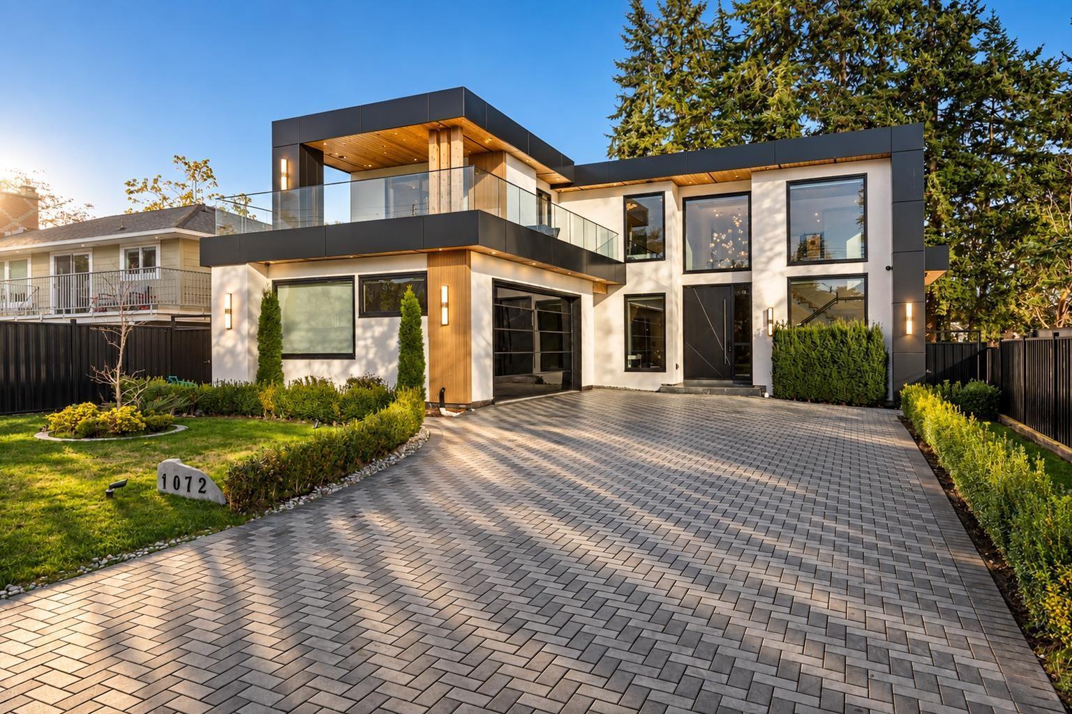 1072 Habgood Street, White Rock