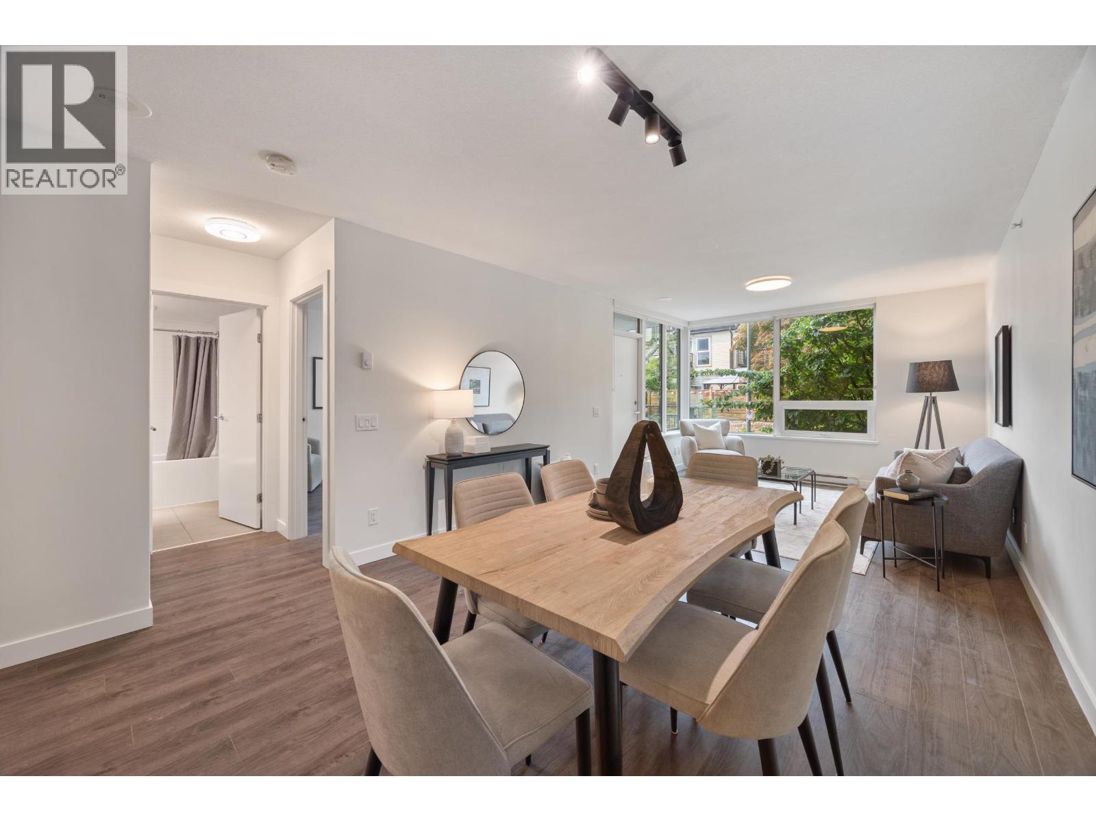 TH2 988 Quayside Drive, New Westminster