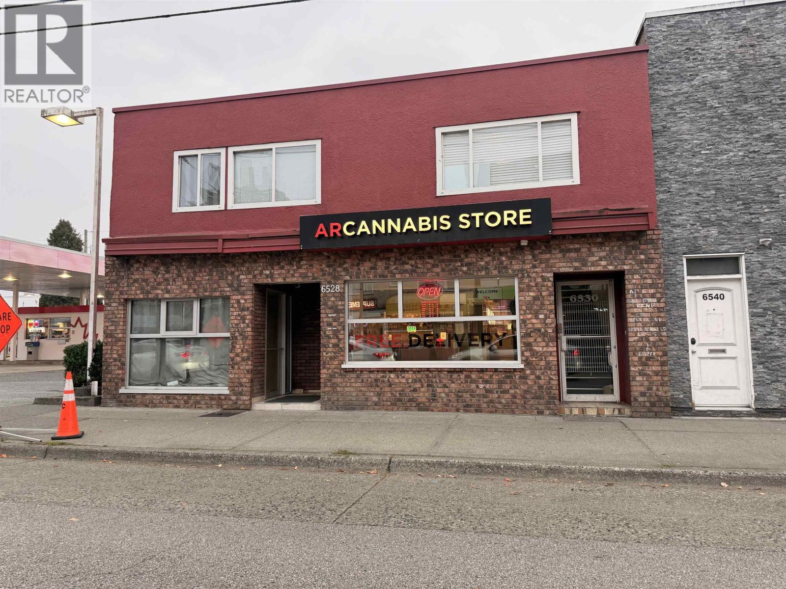 6528 Victoria Drive, Vancouver