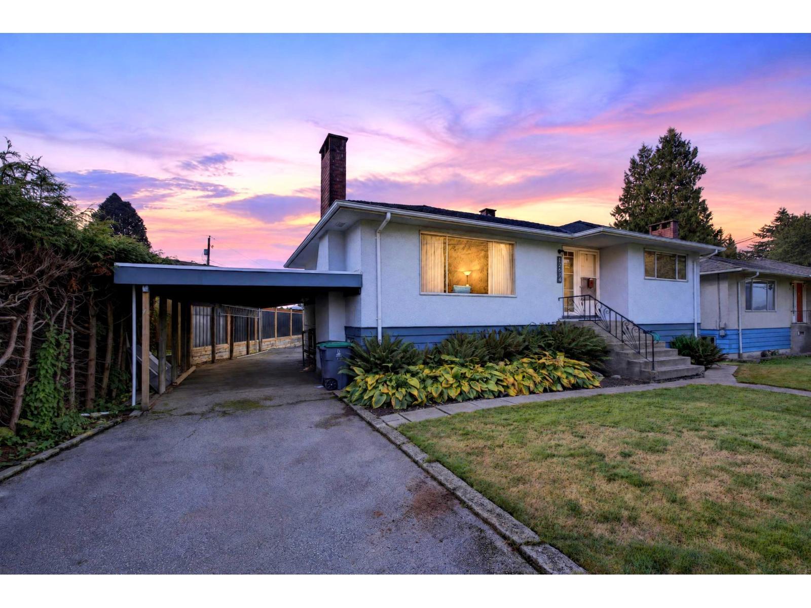 12614 102 Avenue, Surrey