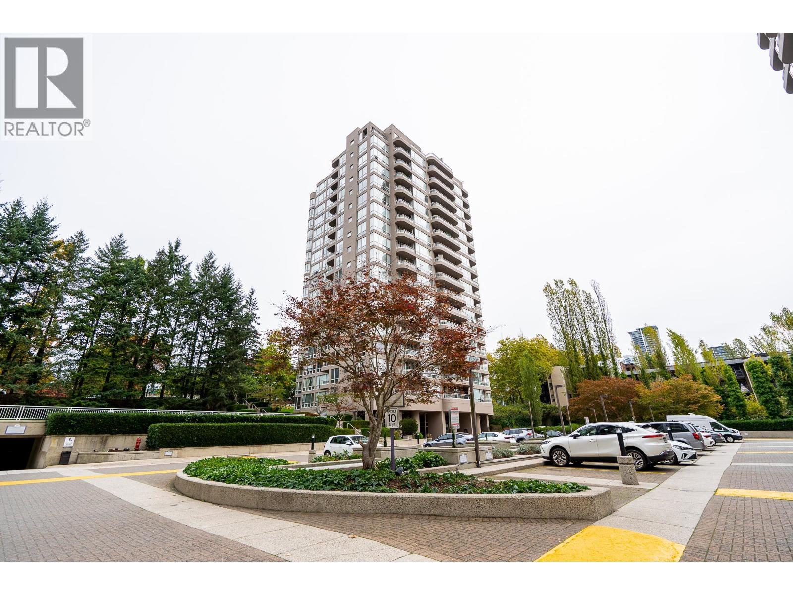 1802 9633 Manchester Drive, Burnaby