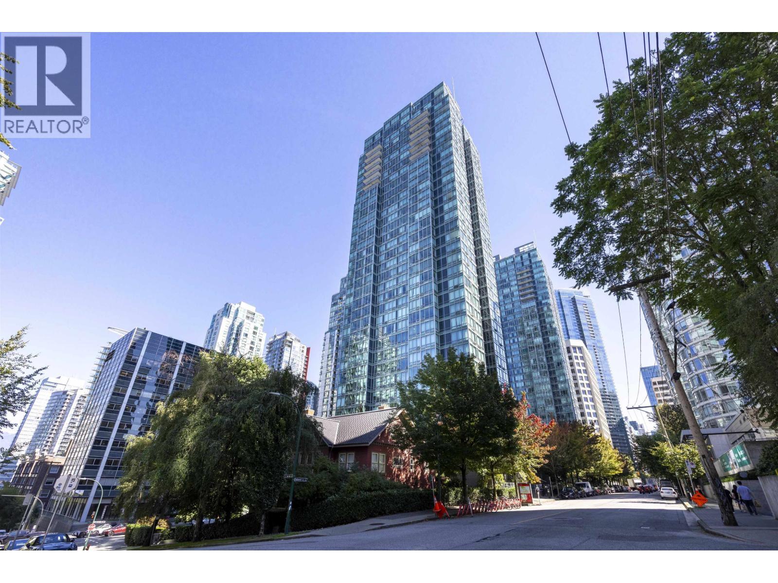 1303 1288 W Georgia Street, Vancouver