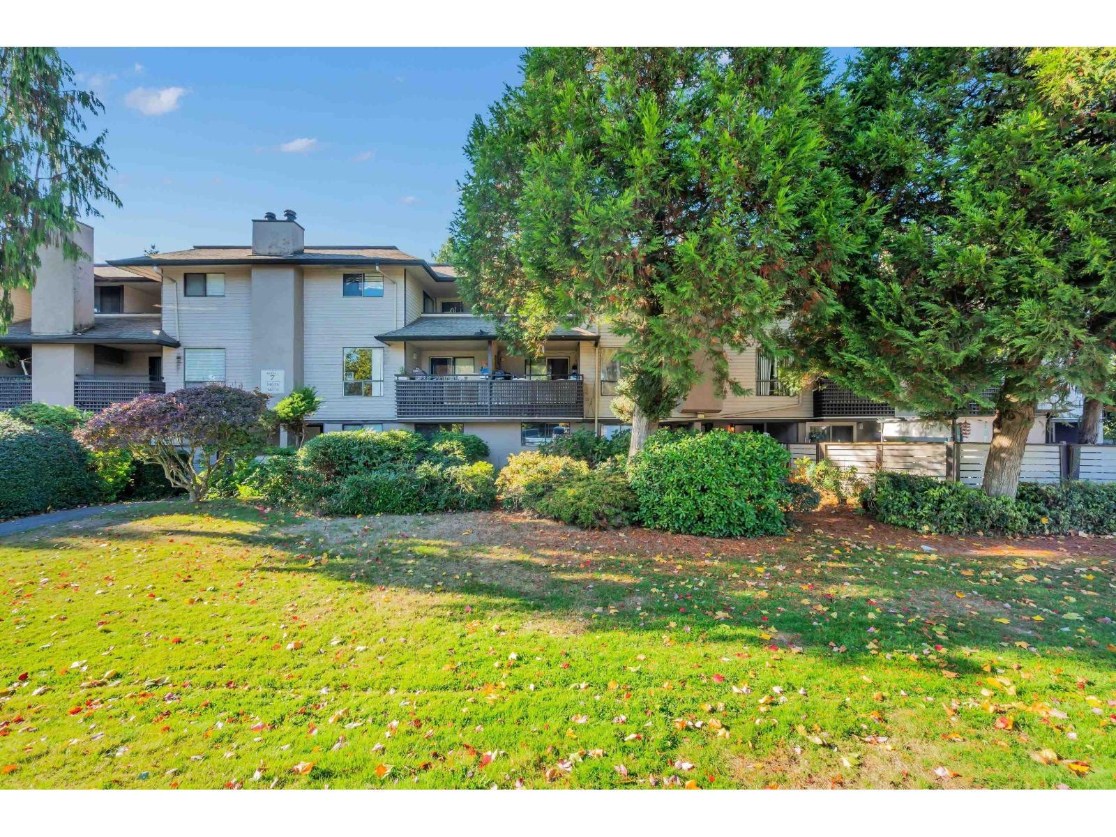14846 Holly Park Lane, Surrey