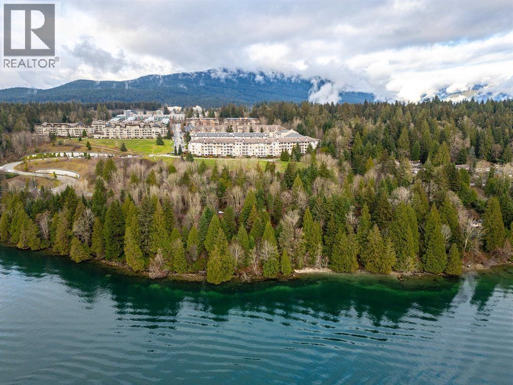 422 3629 Deercrest Drive, North Vancouver