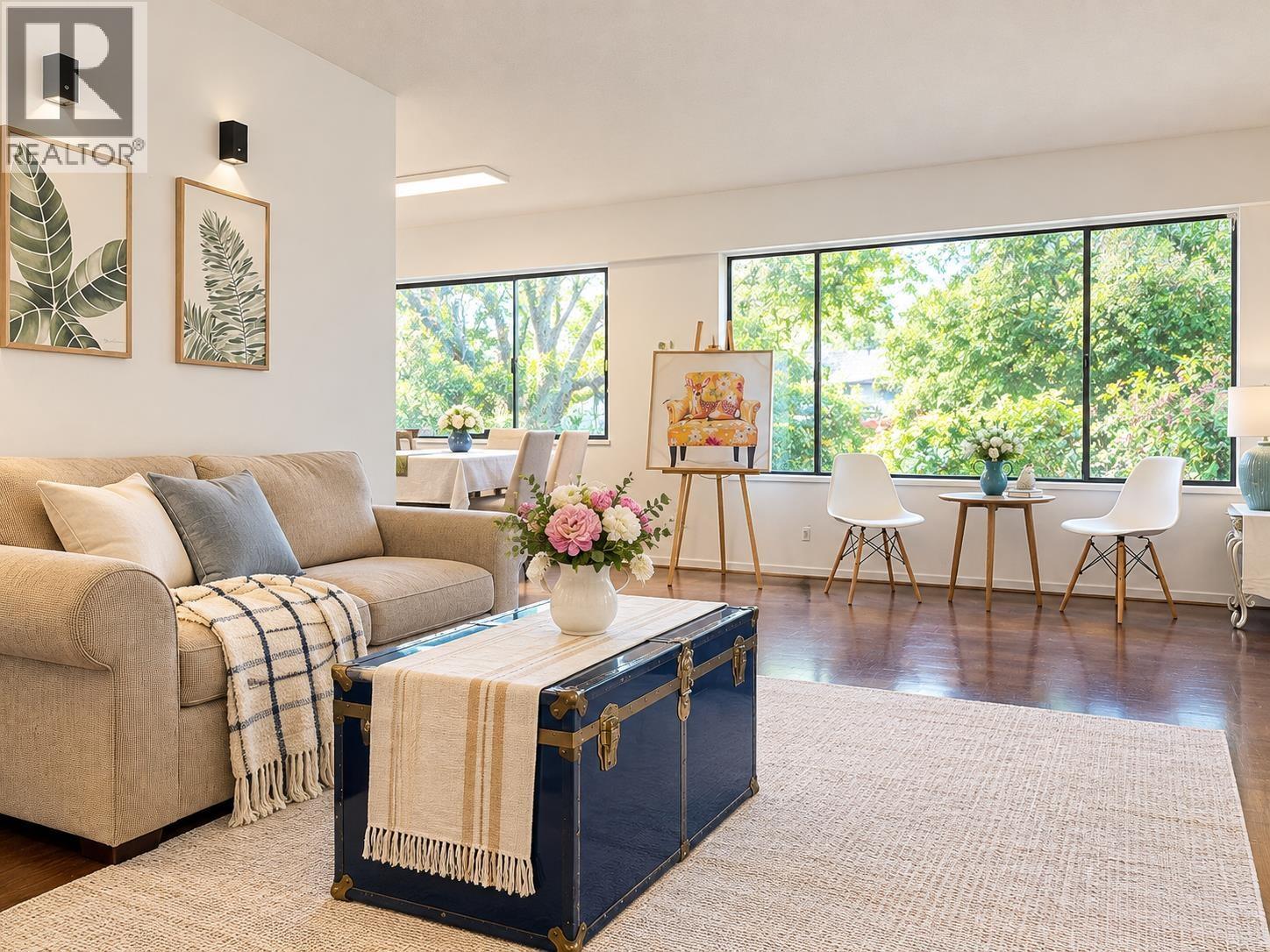 9560 Glendower Drive, Richmond