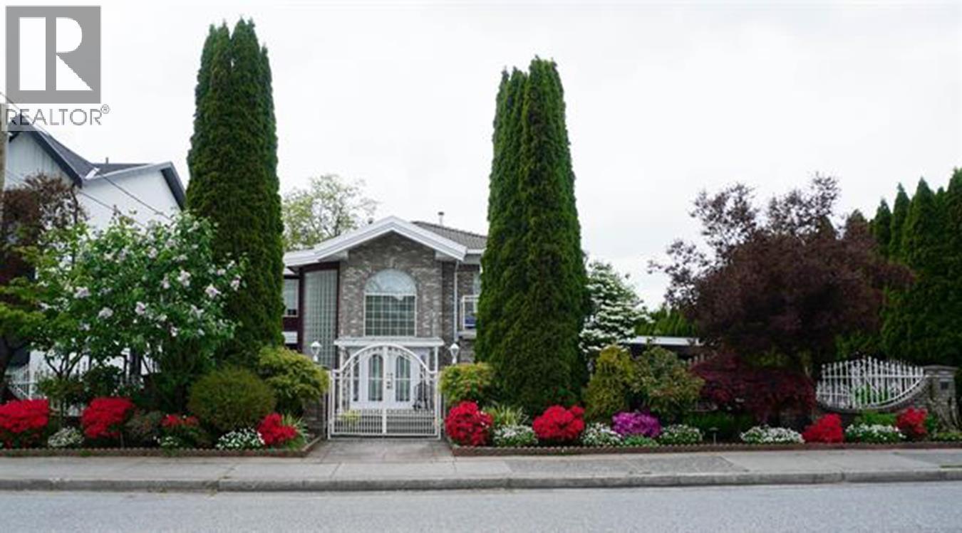 8675 Armstrong Avenue, Burnaby