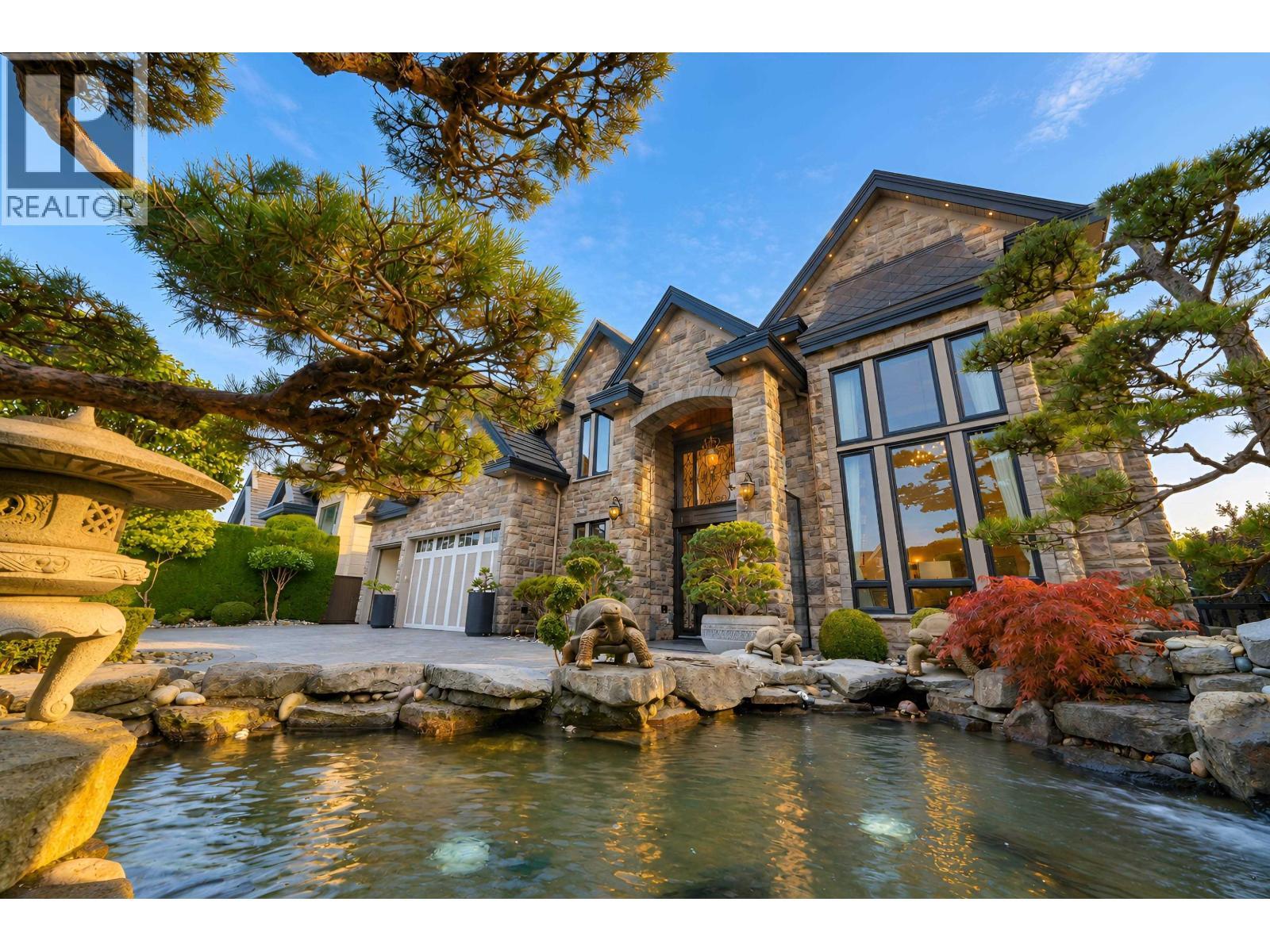 7551 Sunnybank Avenue, Richmond